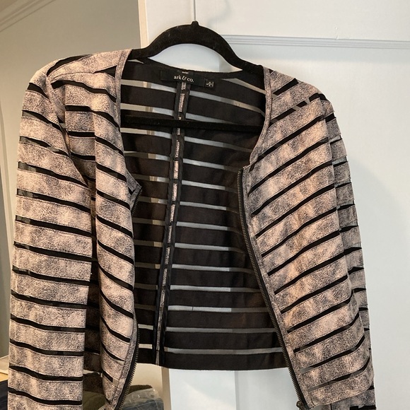 Ark & CO WOMENS VEST LEOPARD PRINT ZIP UP ! GREAT CONDITION! - Picture 2 of 2